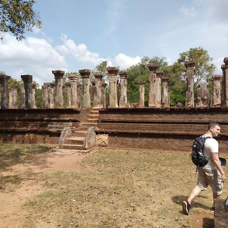 Inn On The Rock Daambulla Dambulla Ngoại thất bức ảnh